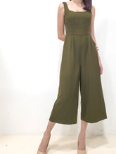 Back Keyhole Jumpsuit (Non-returnable) - Ferlicious